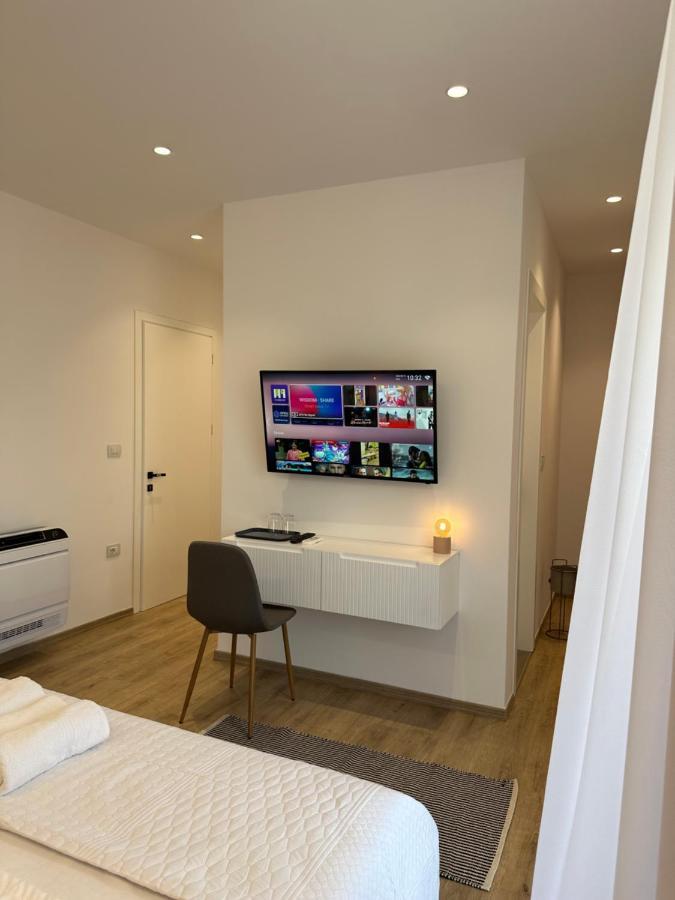 Lezhë Hotel Restaurant Natyra E Qete מראה חיצוני תמונה