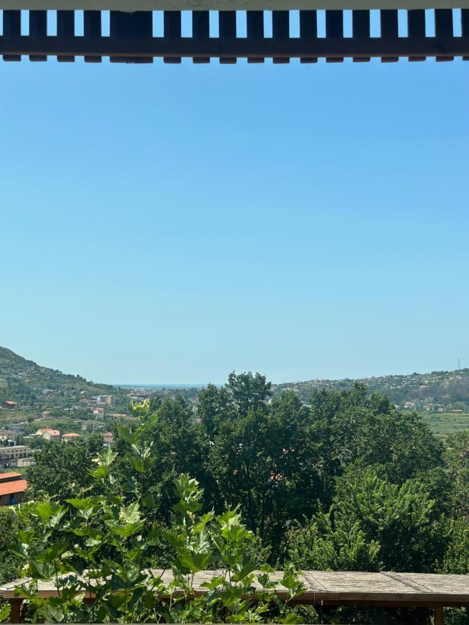 Lezhë Hotel Restaurant Natyra E Qete מראה חיצוני תמונה