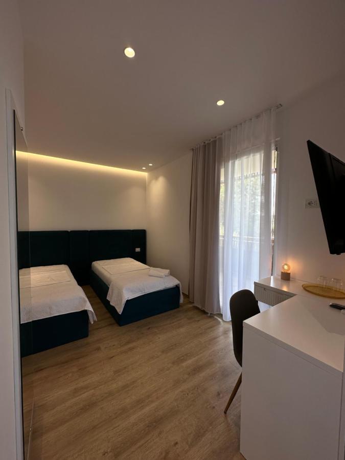 Lezhë Hotel Restaurant Natyra E Qete מראה חיצוני תמונה