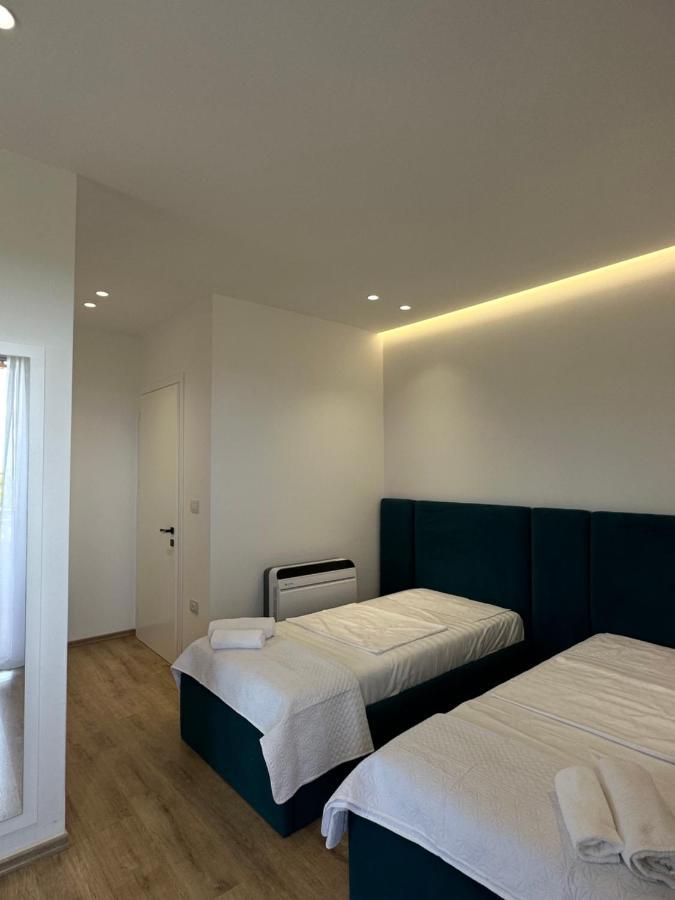 Lezhë Hotel Restaurant Natyra E Qete מראה חיצוני תמונה