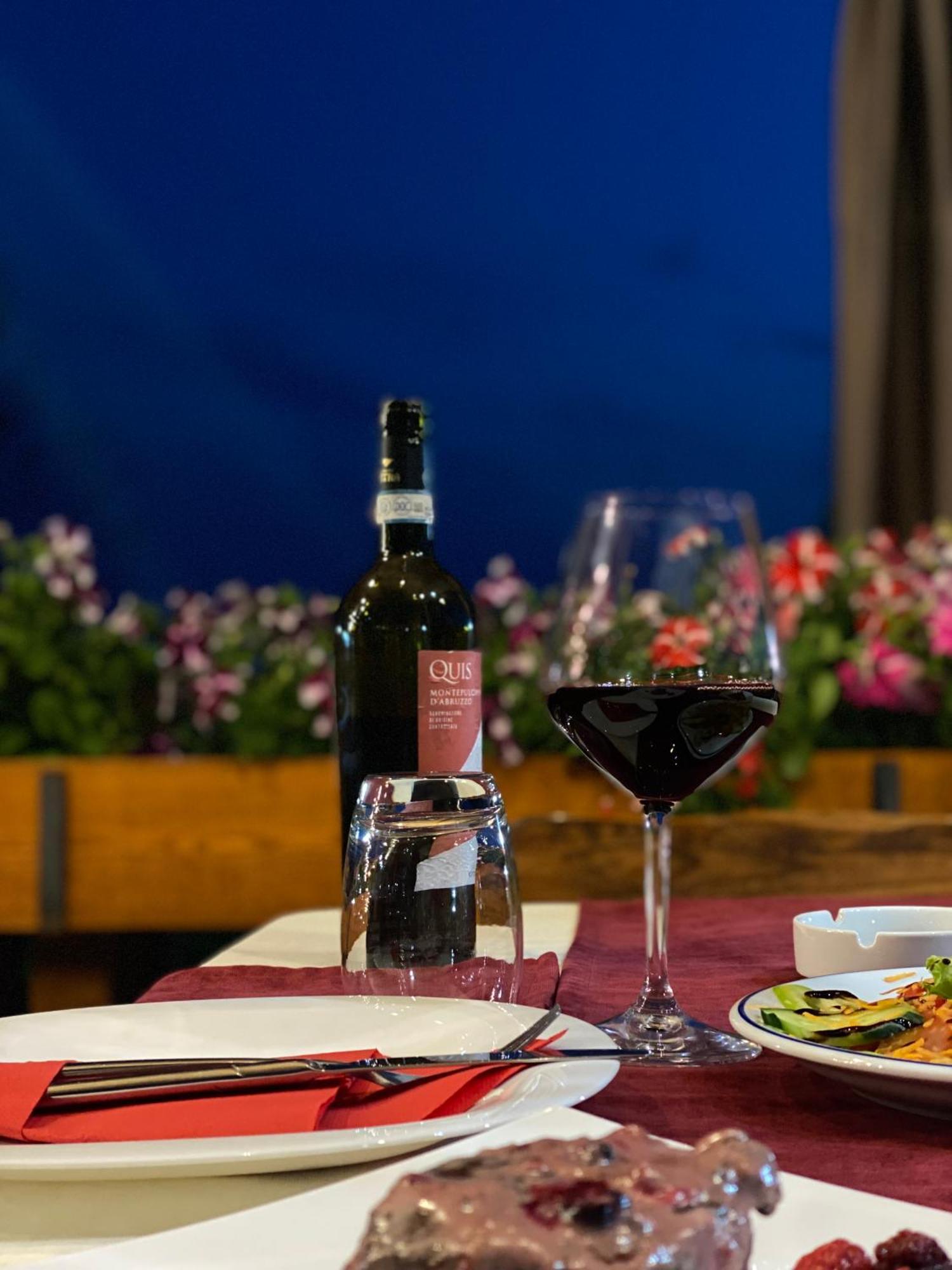 Lezhë Hotel Restaurant Natyra E Qete מראה חיצוני תמונה